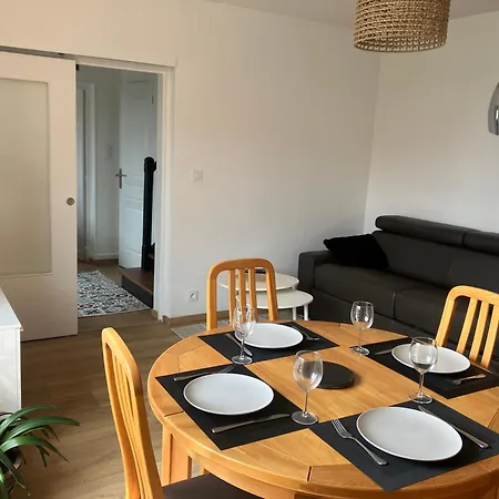 Holiday home Au Calme Proche De La Nature Chanat-la-Mouteyre