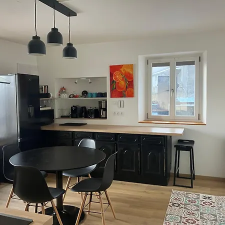 Maison Pour Se Ressourcer Proche Vulcania - 10 Min *